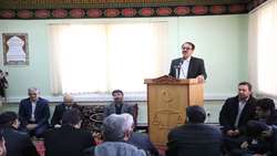 بازدید رئیس سازمان بازرسی کل کشور از دادگستری شهرستان ماکو/دکتر خدائیان پای صحبت قضات و کارکنان نشست/ صدور دستورات لازم برای رسیدگی به پرونده‌های قضایی